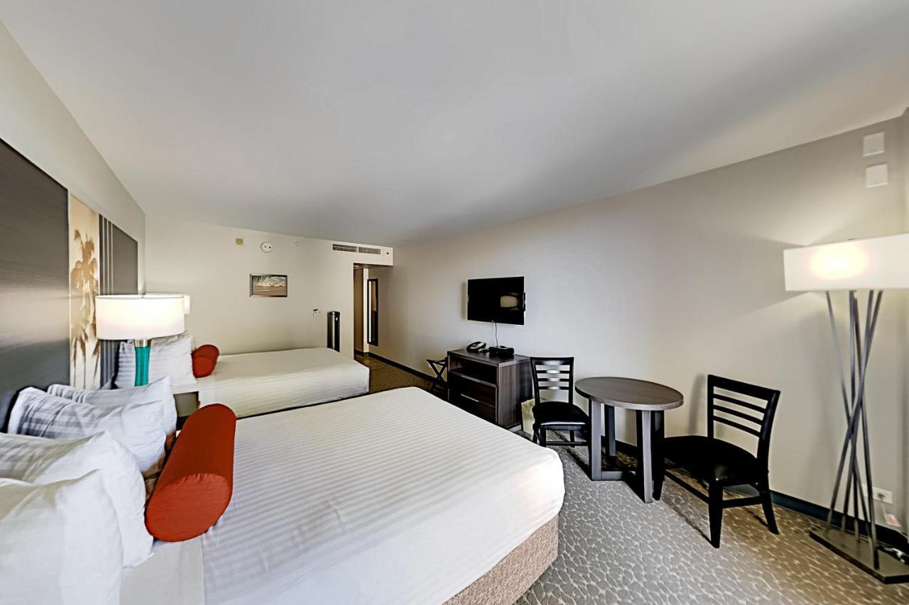 ホノルルAqua Palms Waikiki Ocean View Lanai Parking Includedアパートメント エクステリア 写真